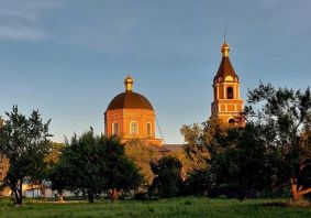 Церква не сумує й не плаче над труною Богородиці (відео)