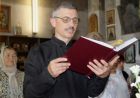 Церковнослужителі. Чим вони відрізняються від священників? Церковнослужителі. Чим вони відрізняються від священників?